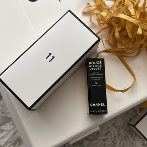 CHANEL advent calender box 11